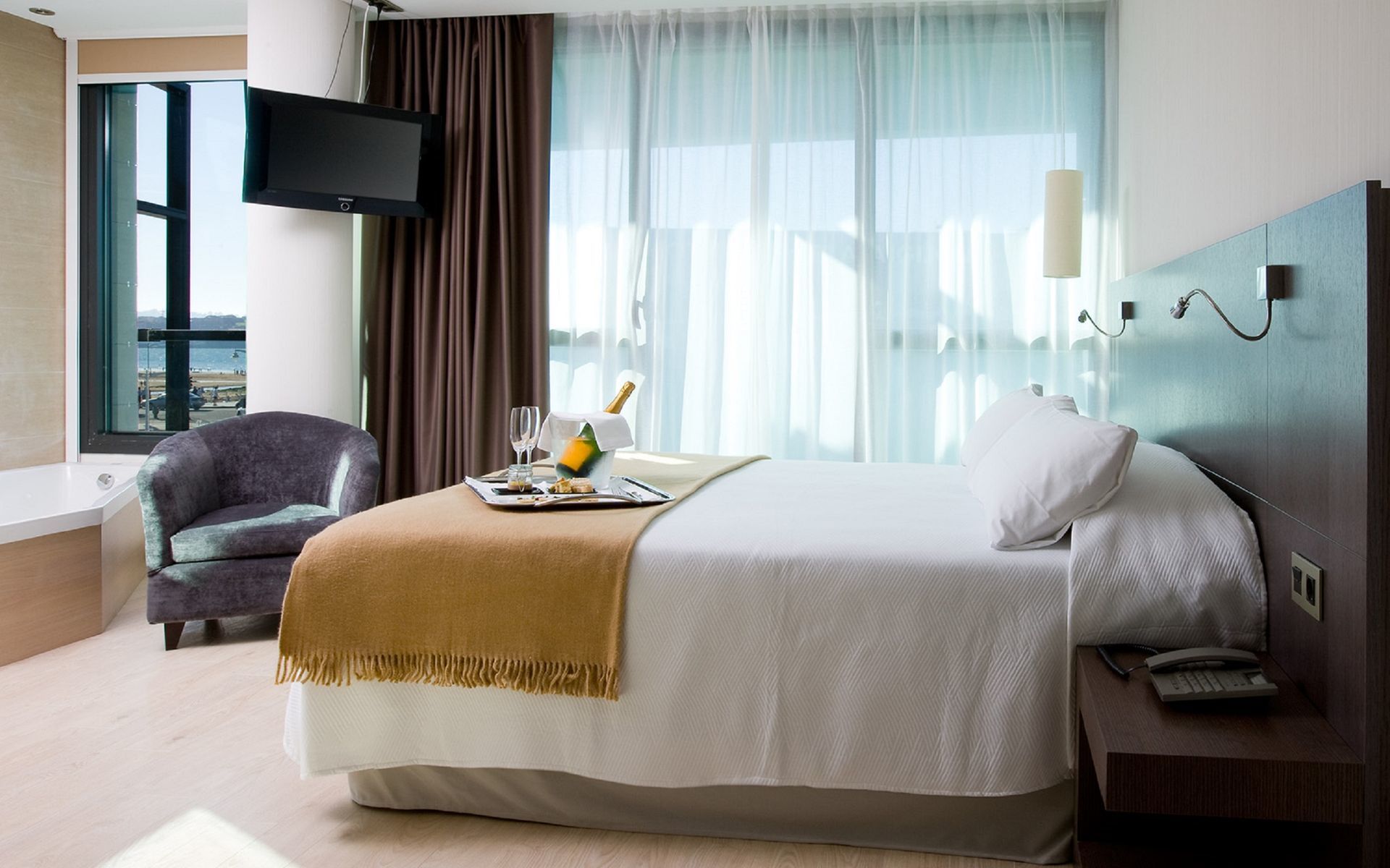 Nh Gijon Otel Dış mekan fotoğraf